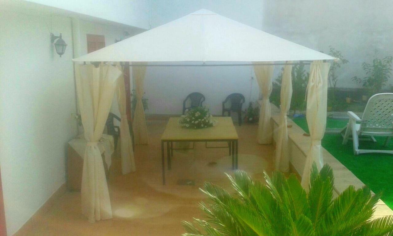 Garden House Airport * Napels