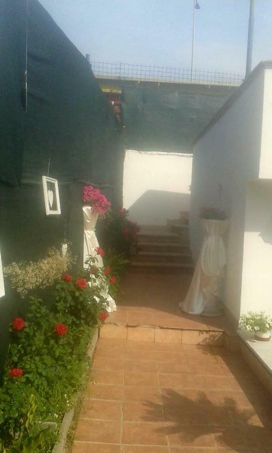 Garden House Airport Appartement *